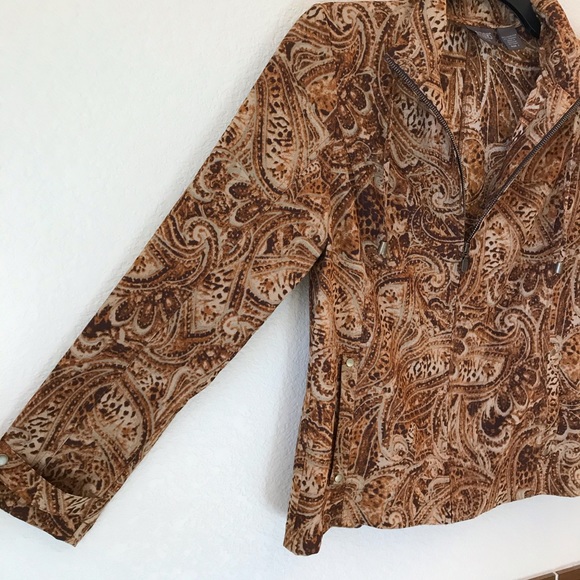 Additions by Chico’s Light Weight Jacket Zip Up - Picture 5 of 8